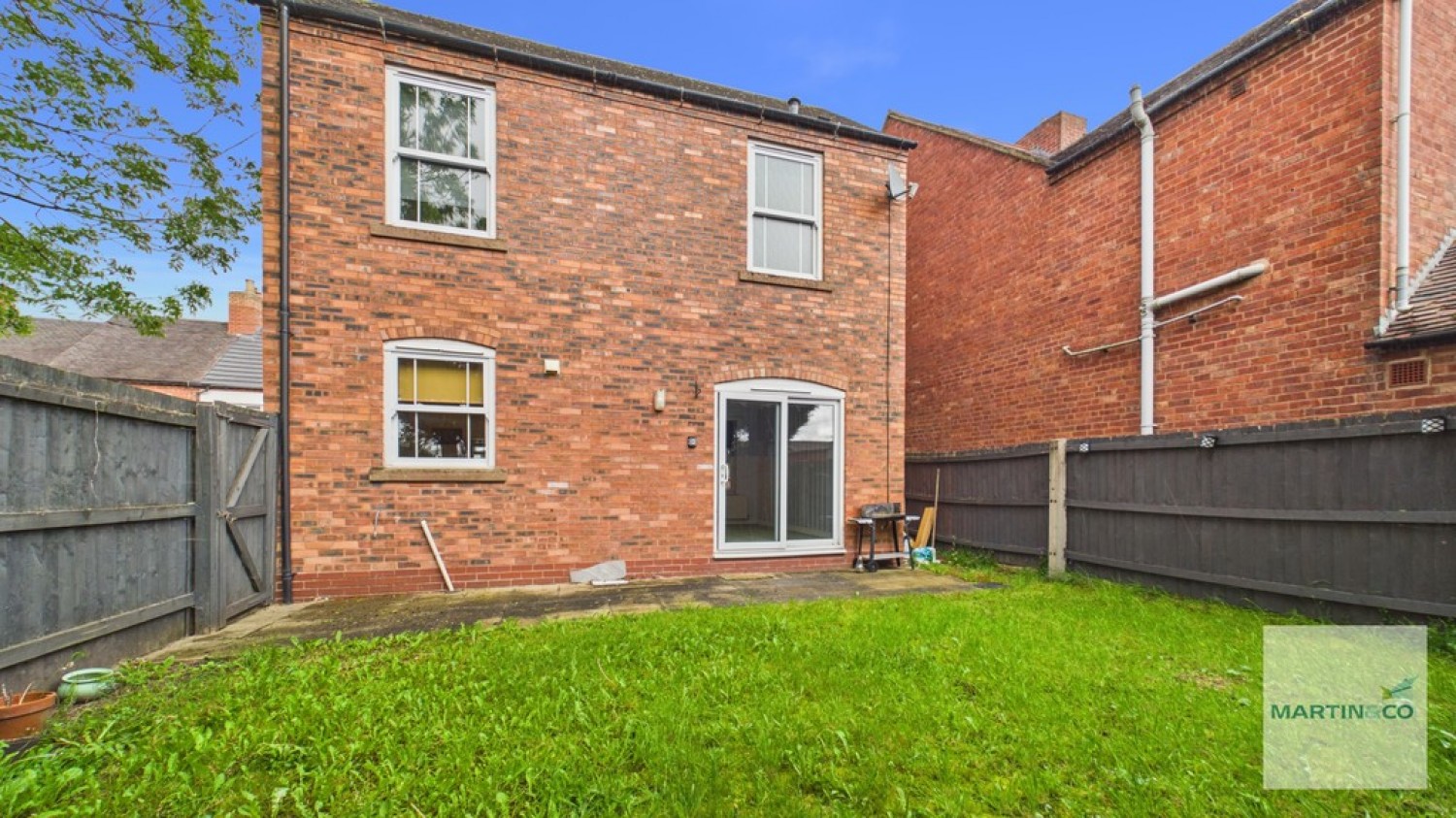 2 bedroom House for Sale New Street, Two Gates
