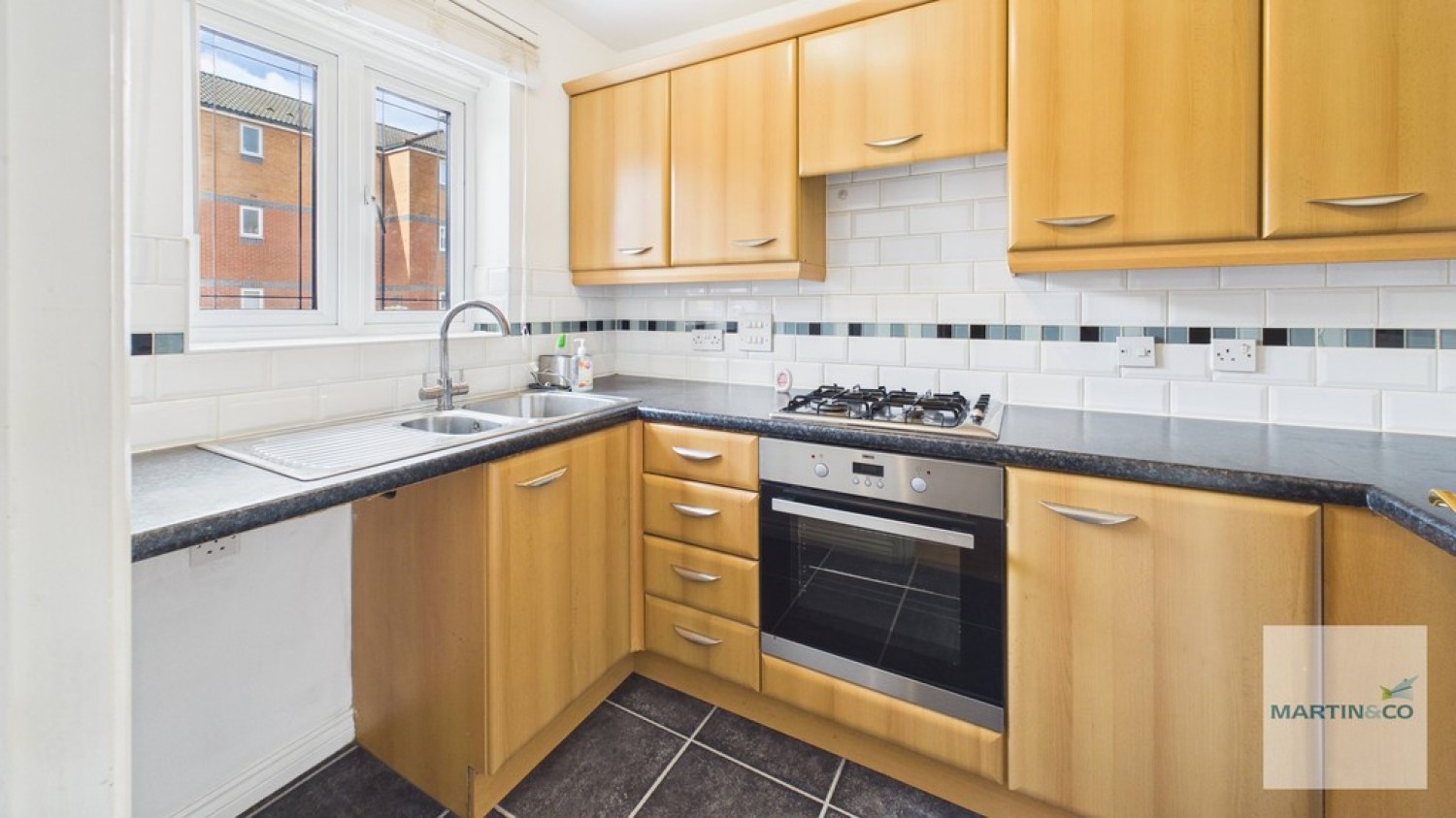 2 bedroom House for Sale Peel Drive, Wilnecote, Tamworth