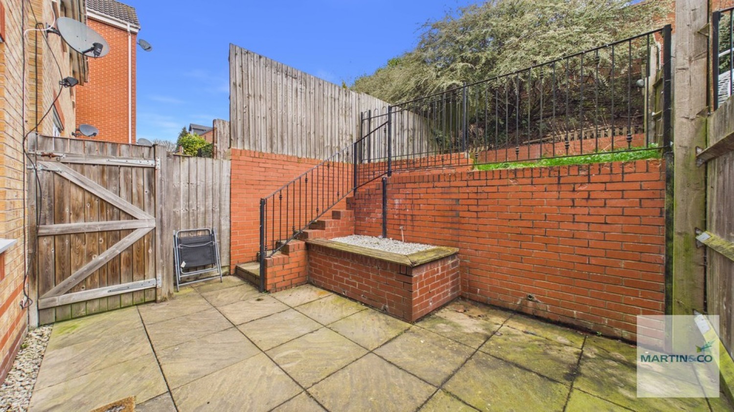 2 bedroom House for Sale Peel Drive, Wilnecote, Tamworth