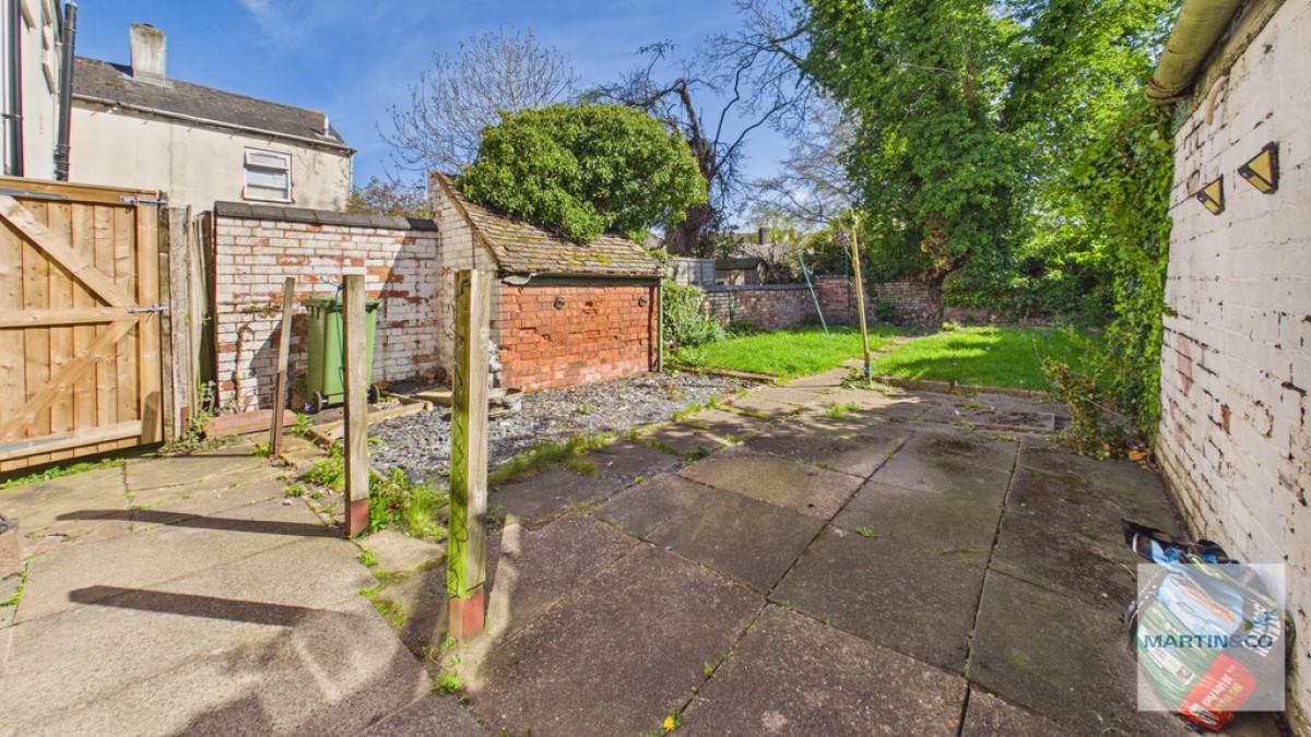 Albert Road, Tamworth