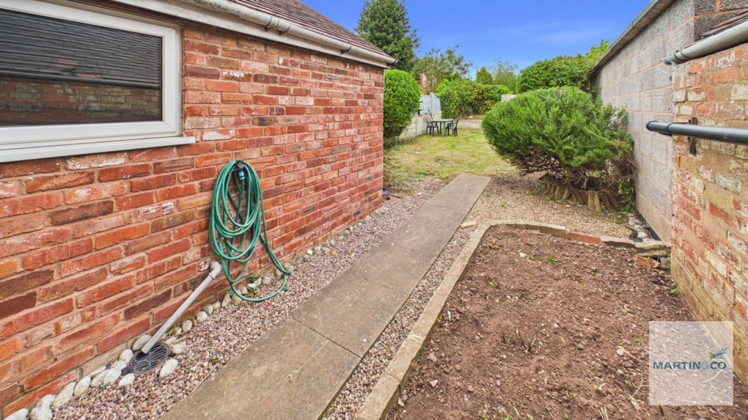 2 bedroom House for Sale Amington Road, Bolehall, Tamworth