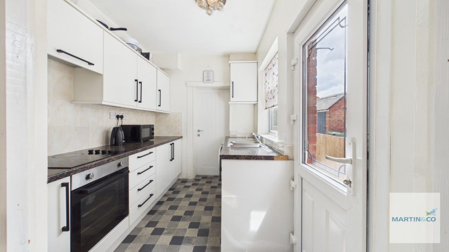 3 bedroom House for Sale Two Gates, Tamworth, Staffs