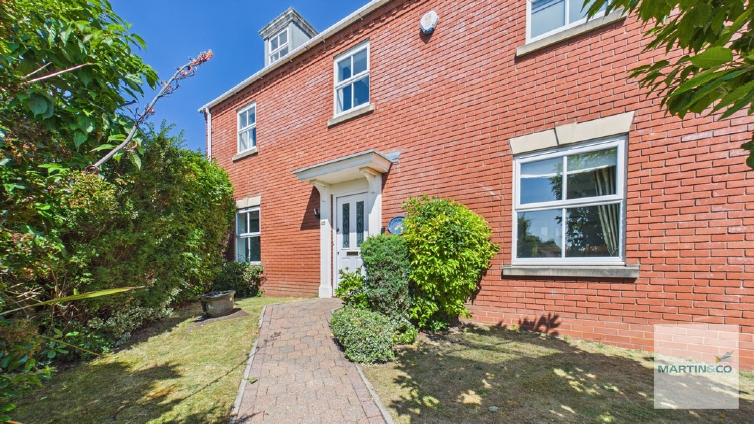 5 bedroom House for Letting Sister Dora Avenue, Burntwood, Staffordshire