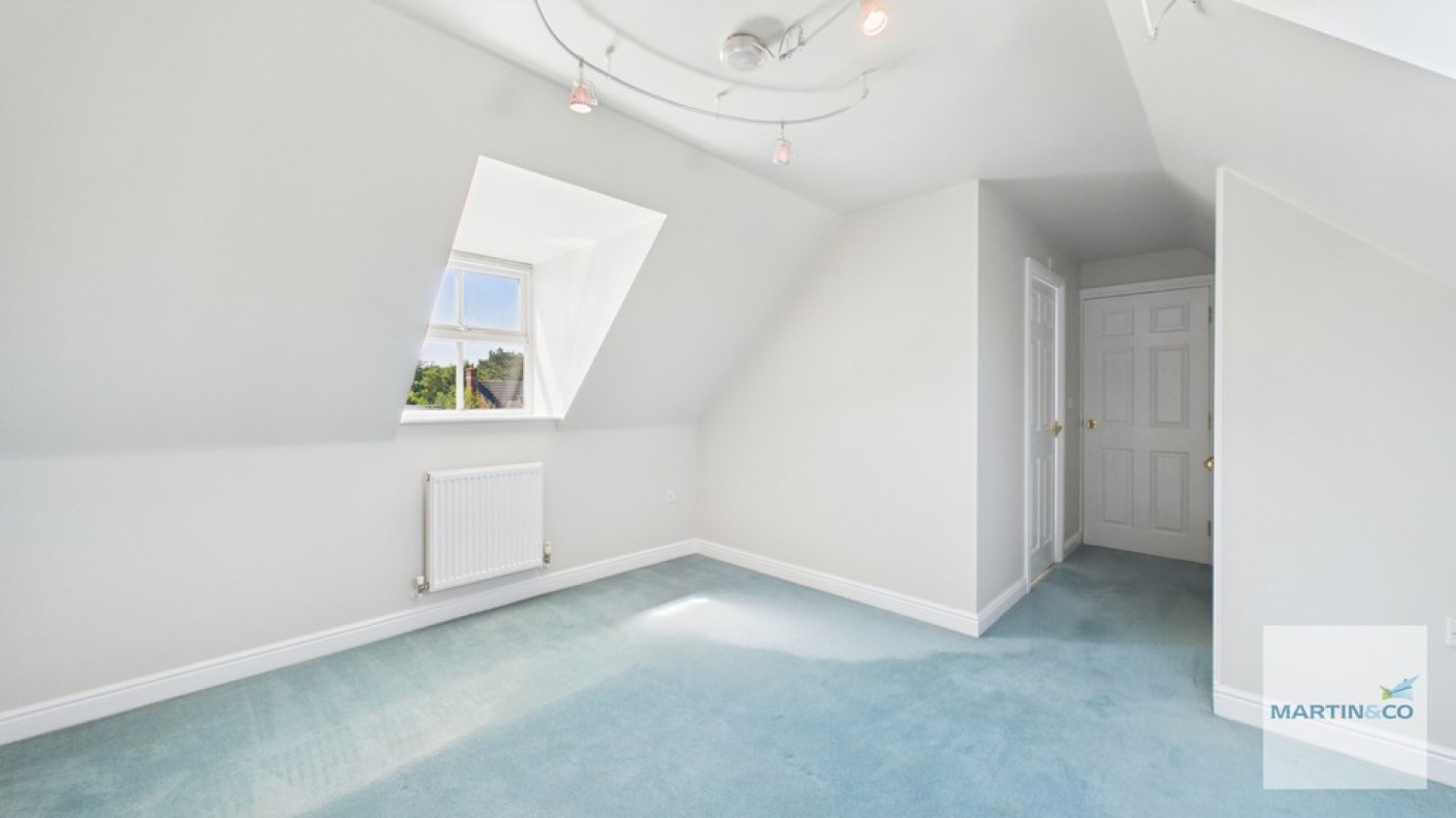 5 bedroom House for Letting Sister Dora Avenue, Burntwood, Staffordshire