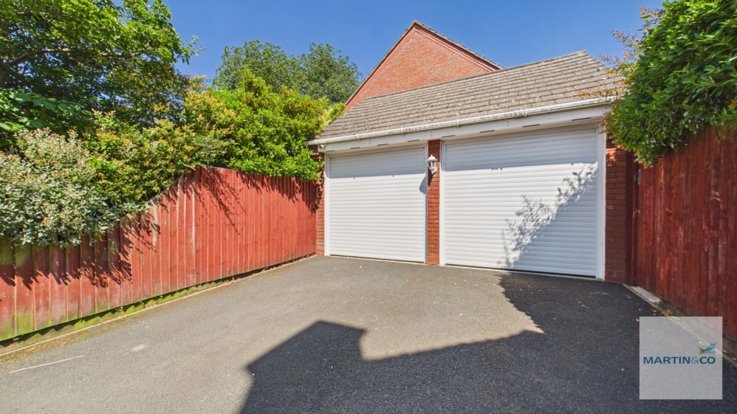 5 bedroom House for Letting Sister Dora Avenue, Burntwood, Staffordshire