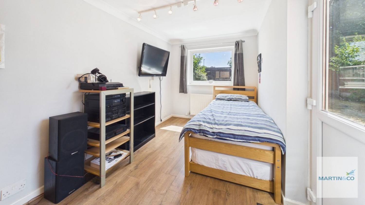 4 bedroom House for Sale Godolphin, Riverside, Tamworth