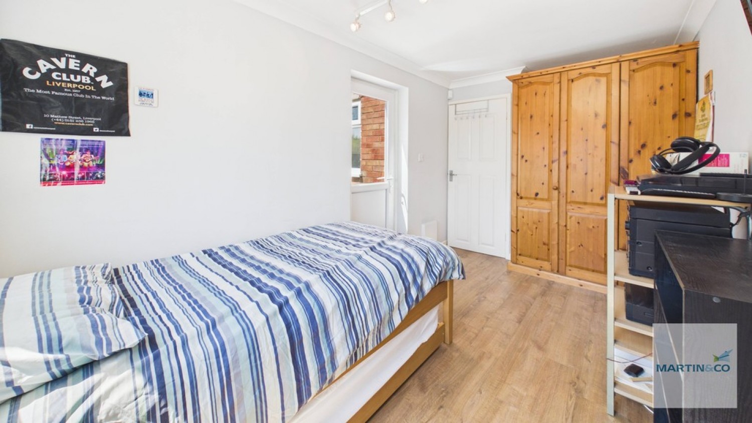 4 bedroom House for Sale Godolphin, Riverside, Tamworth
