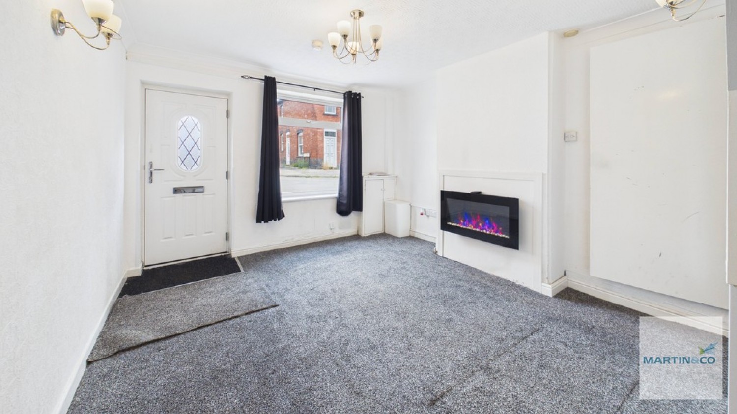2 bedroom House for Sale Mount Pleasant, Two Gates, Tamworth