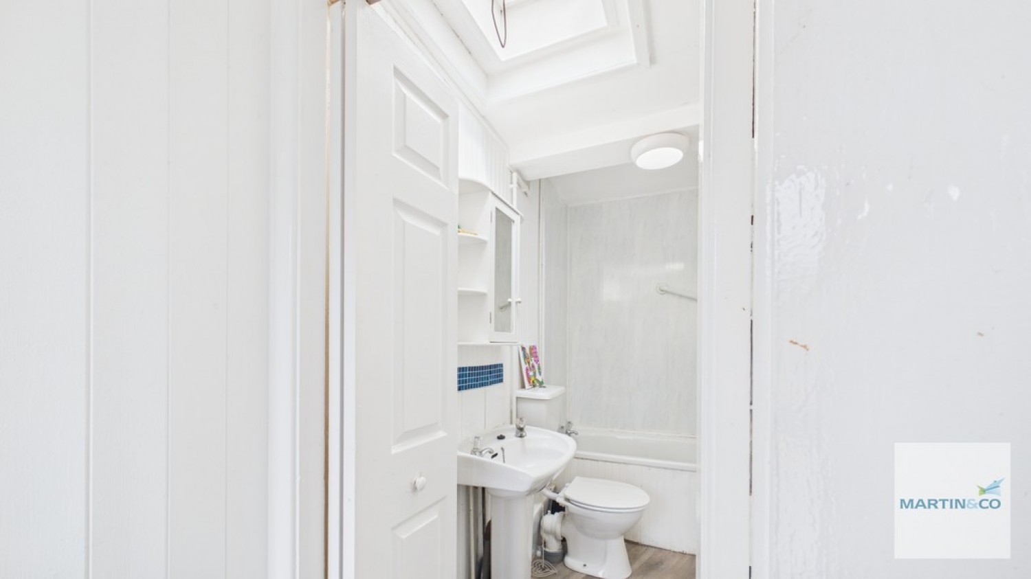 2 bedroom House for Sale Mount Pleasant, Two Gates, Tamworth
