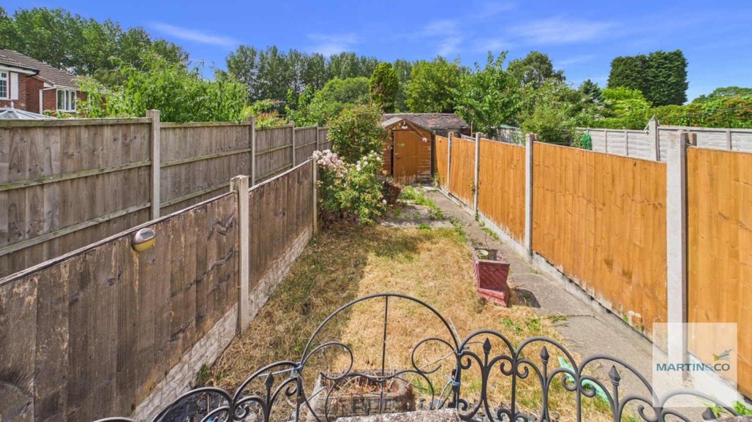 2 bedroom House for Sale Mount Pleasant, Two Gates, Tamworth