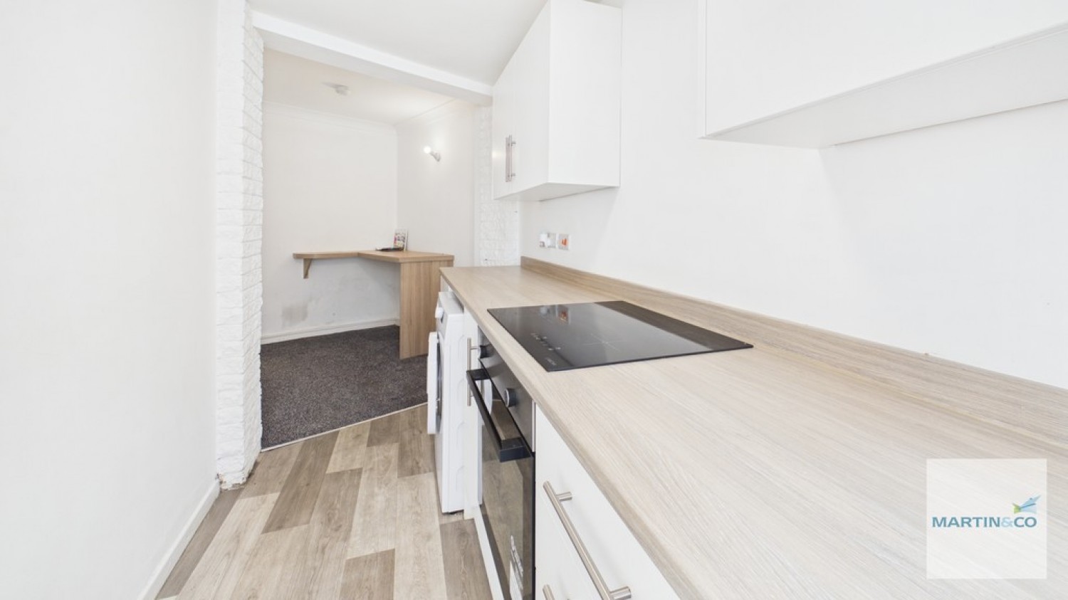 2 bedroom House for Sale Mount Pleasant, Two Gates, Tamworth