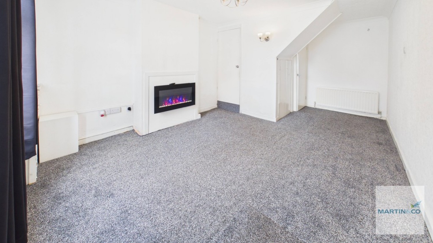 2 bedroom House for Sale Mount Pleasant, Two Gates, Tamworth