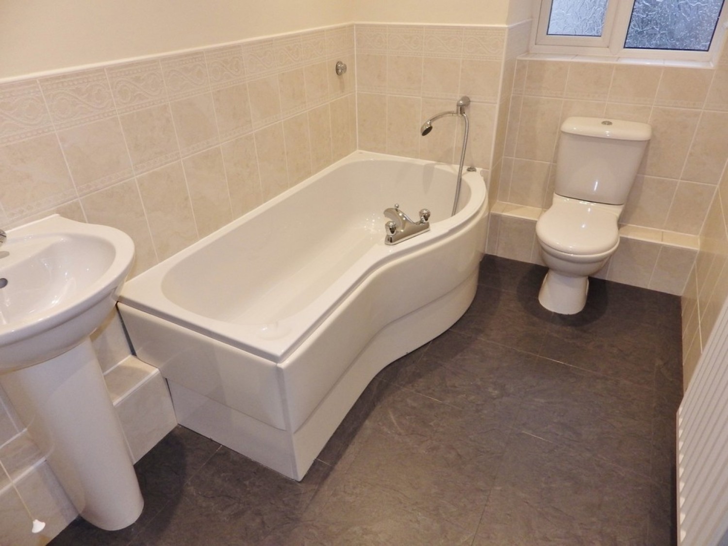 2 bedroom Flat in Queens Hills Costessey