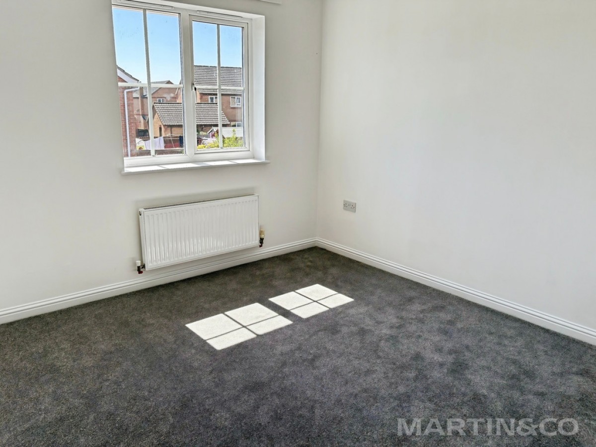 Mavish Close, Three Score, NR5