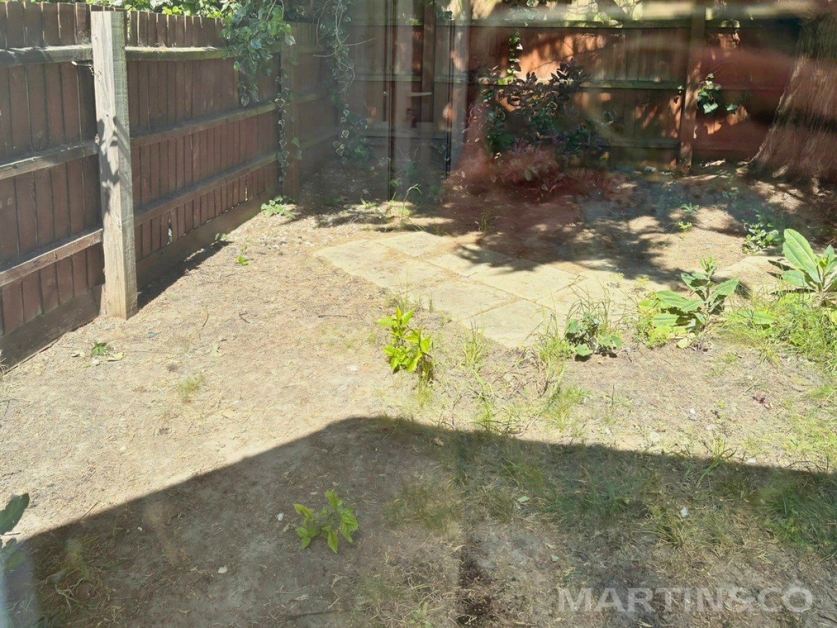 Mavish Close, Three Score, NR5