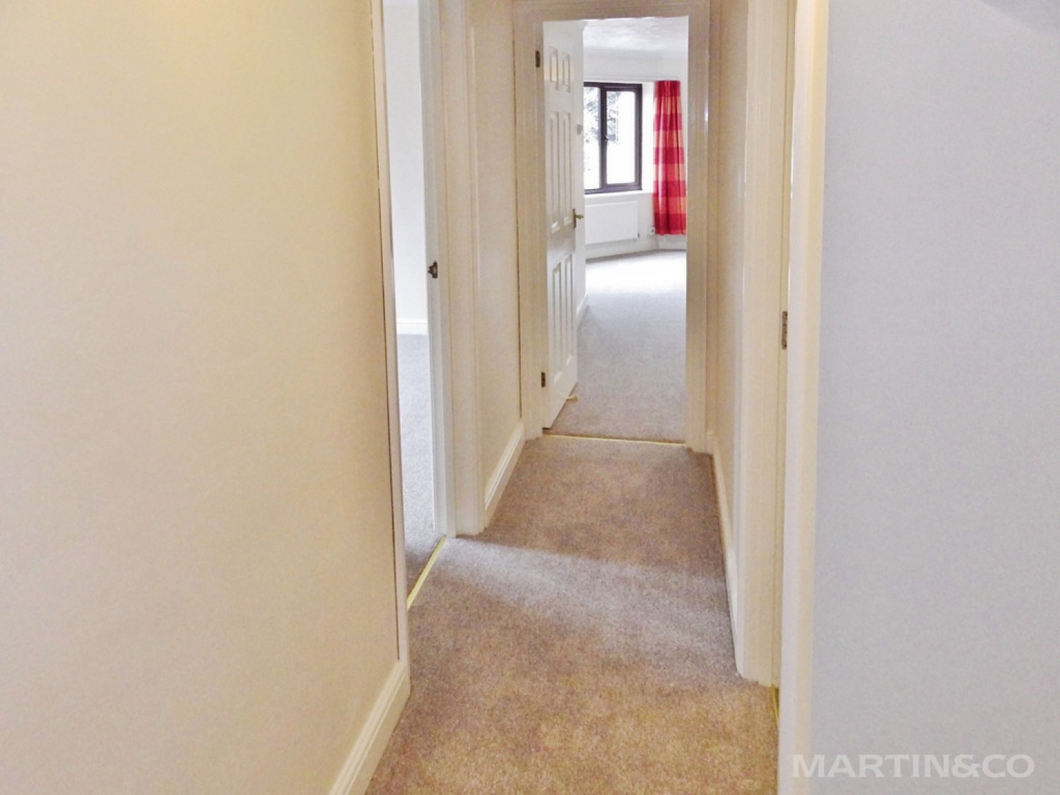 2 bedroom Flat for Letting Thorpe Park