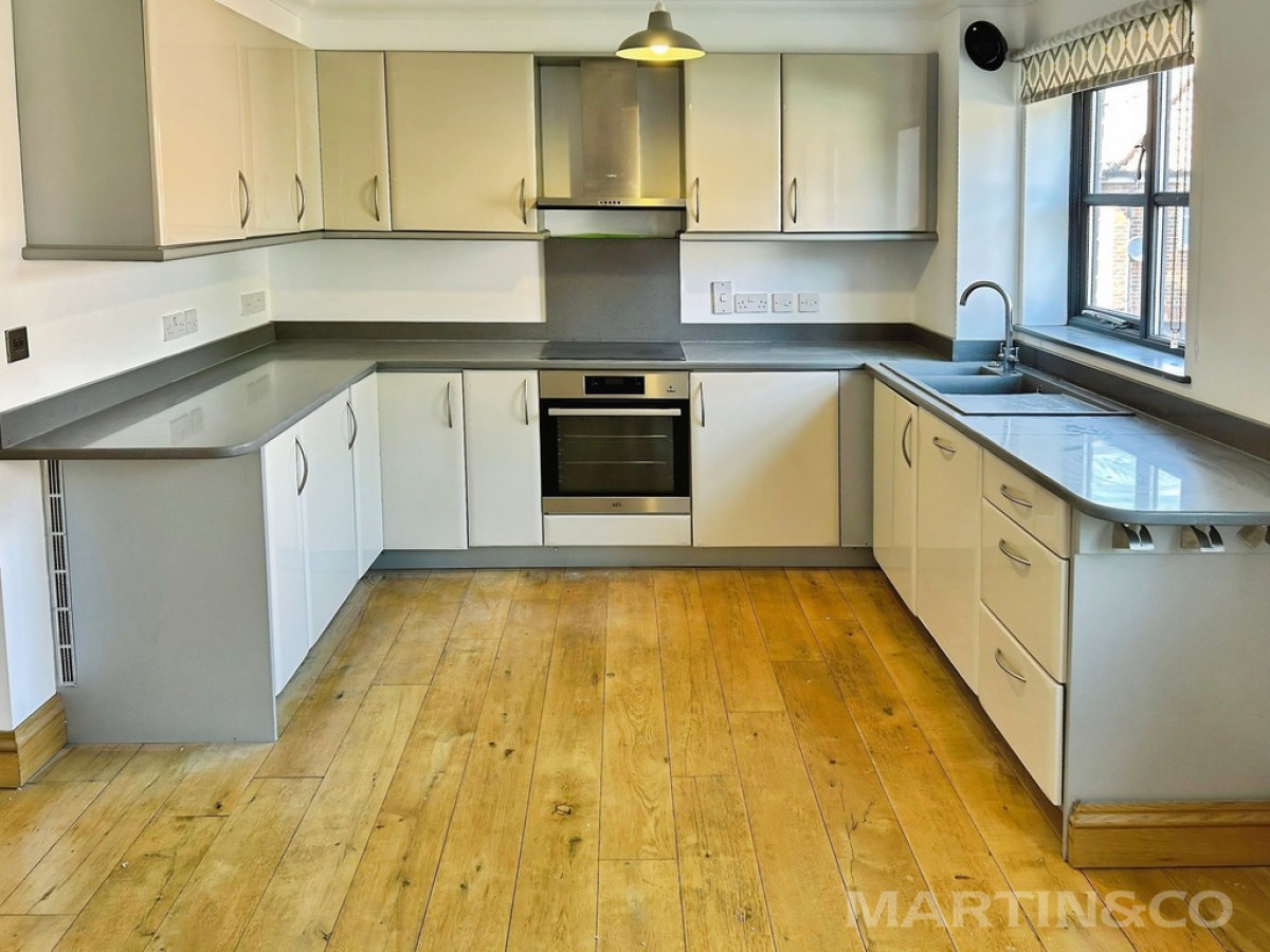 The Moorings, Oak St, NR3 (City Centre)