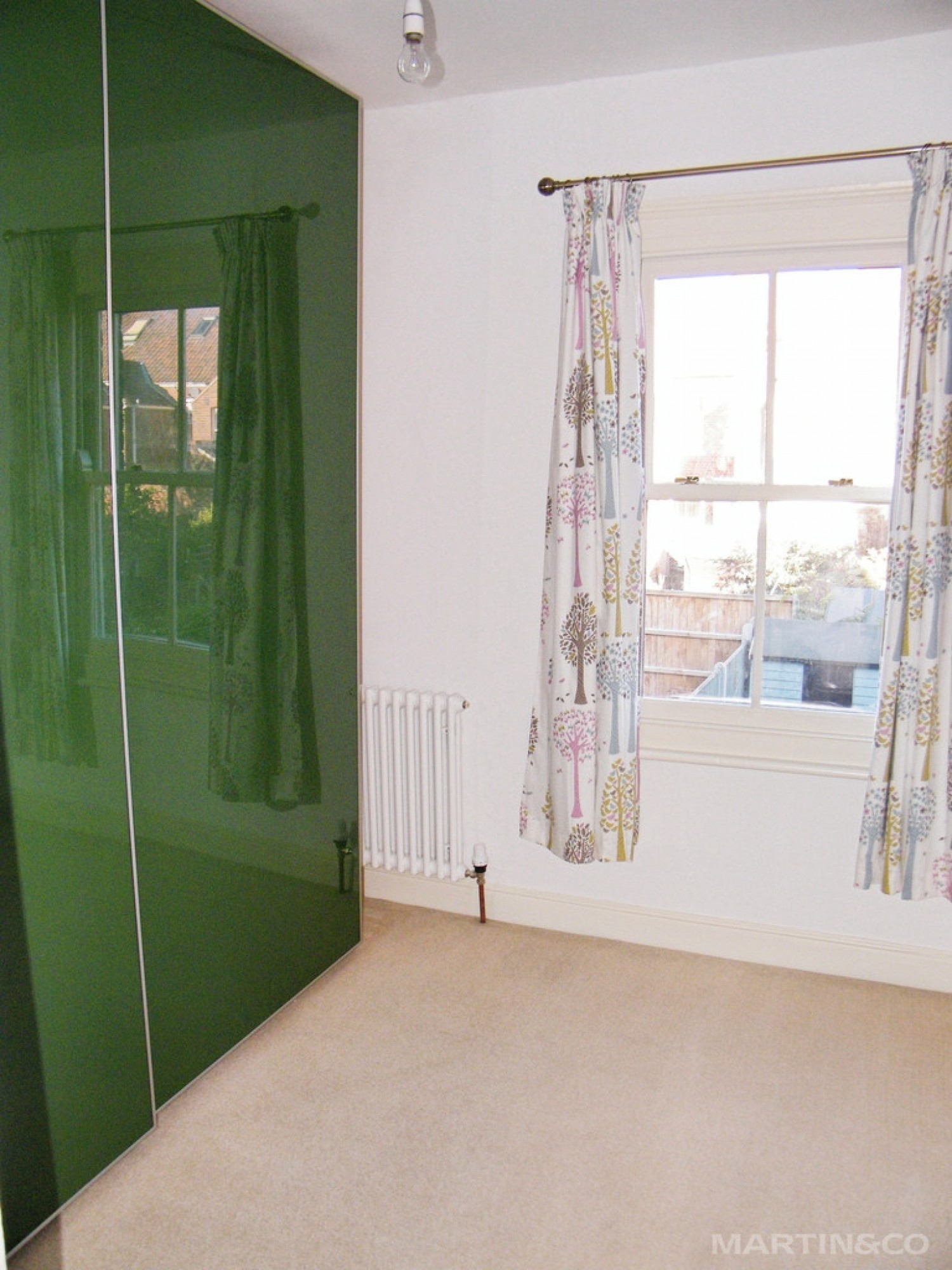 2 bedroom House for Letting Golden Triangle