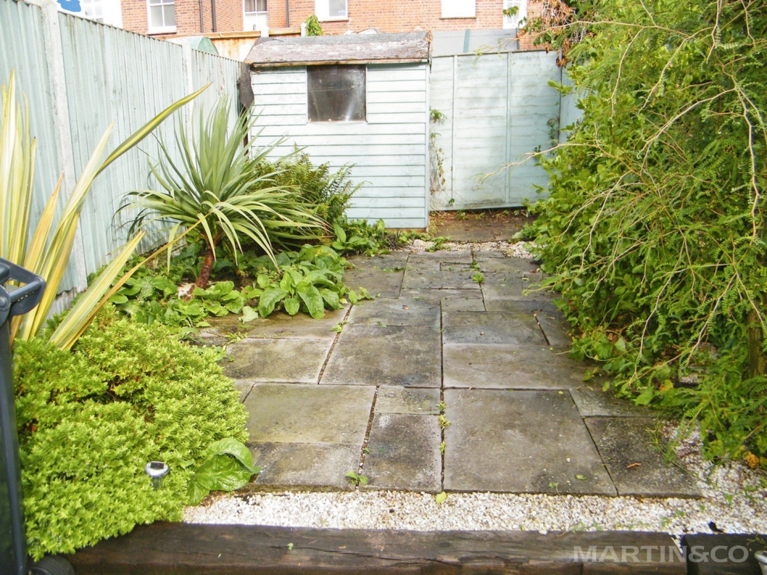 2 bedroom House for Letting Golden Triangle