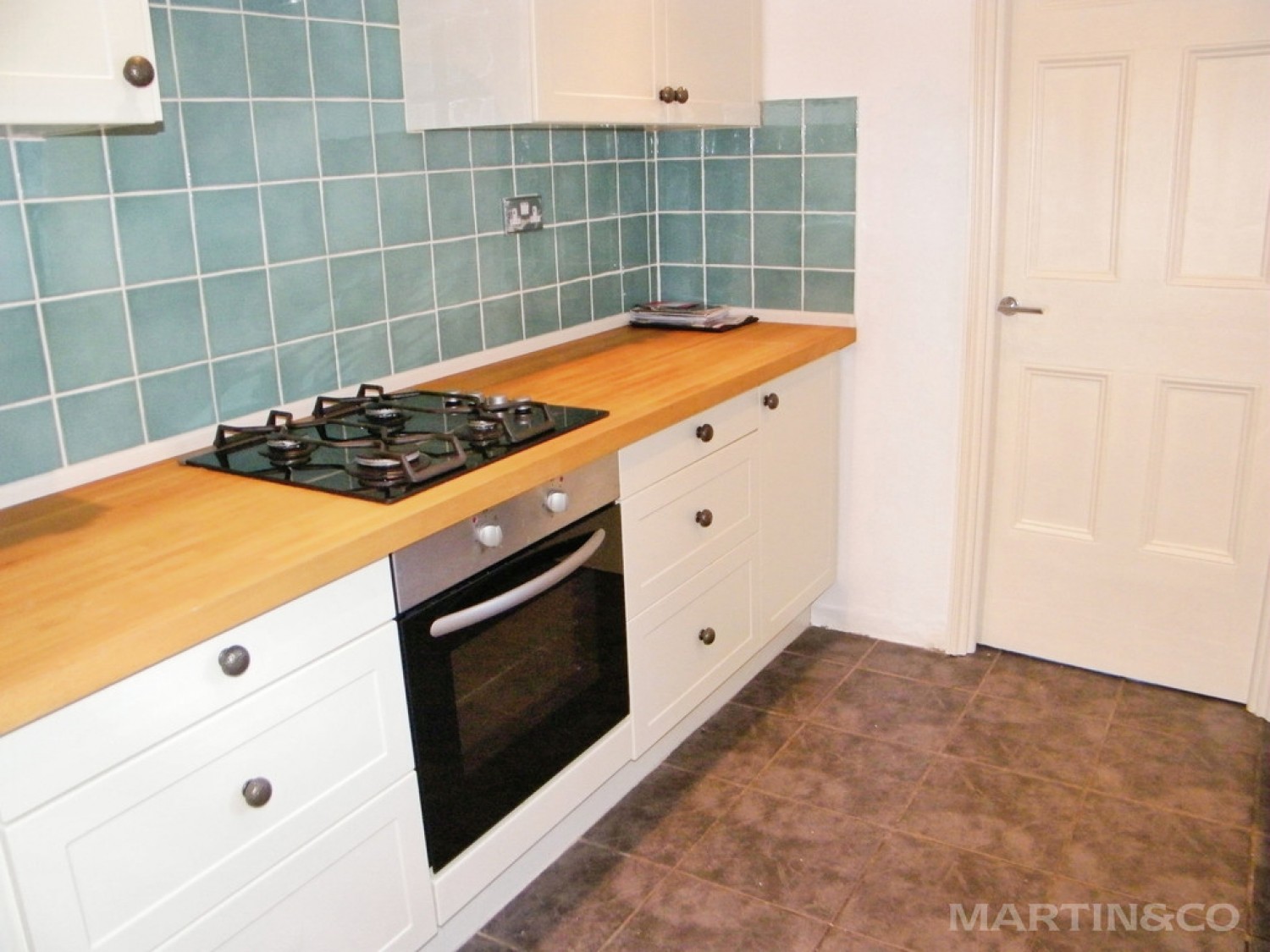 2 bedroom House for Letting Golden Triangle