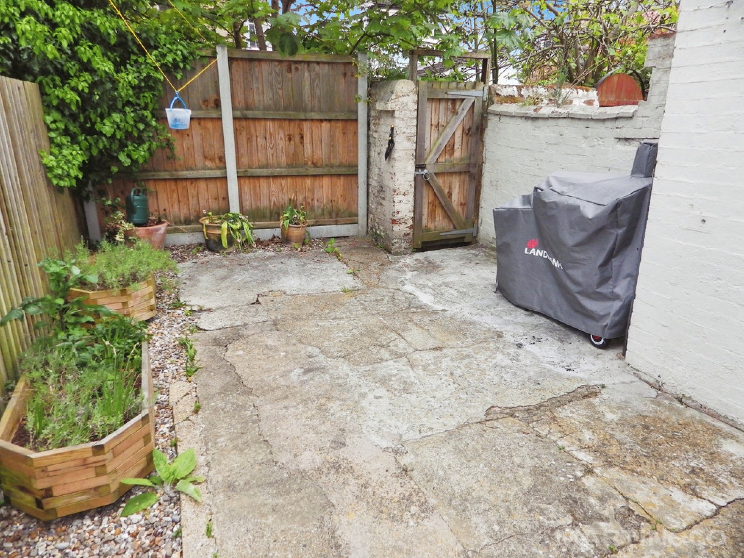 3 bedroom House for Letting Golden Triangle