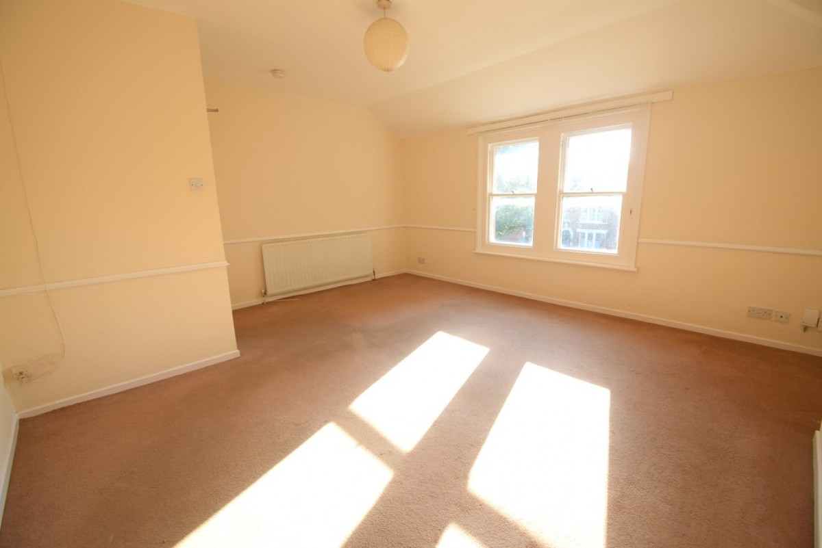 53H De Parys Avenue, Bedford