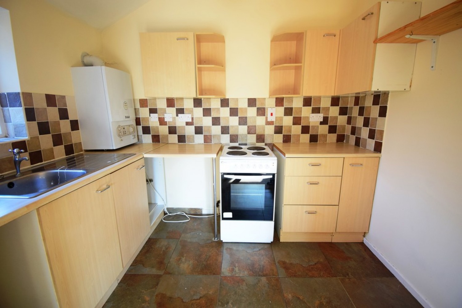 2 bedroom Flat for Letting 53H De Parys Avenue, Bedford