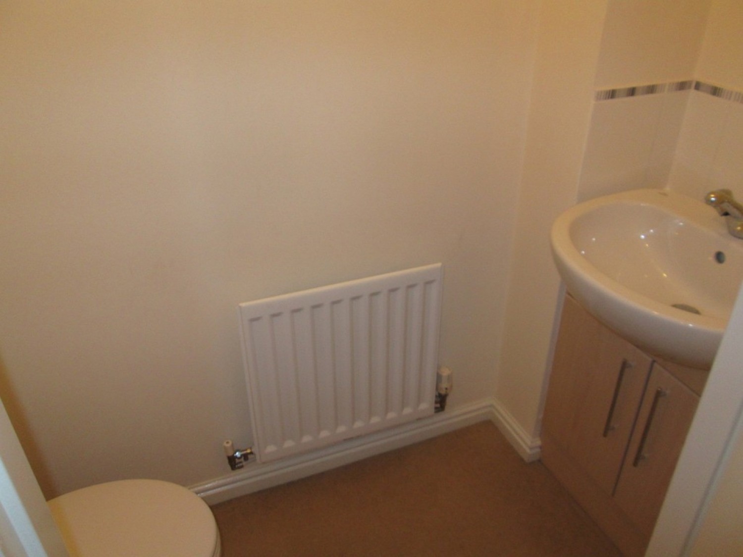 3 bedroom House for Letting Crowe Road, Bedford