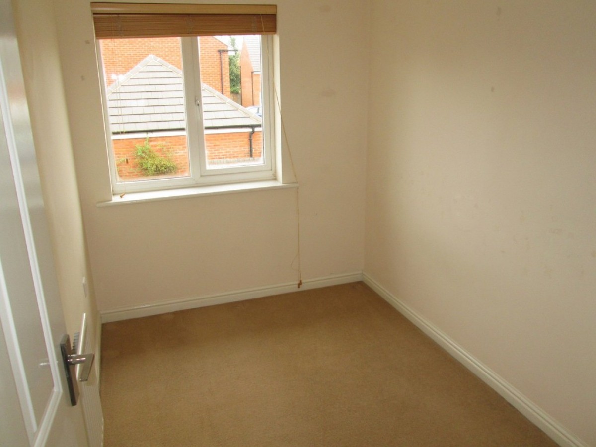 Crowe Road, Bedford