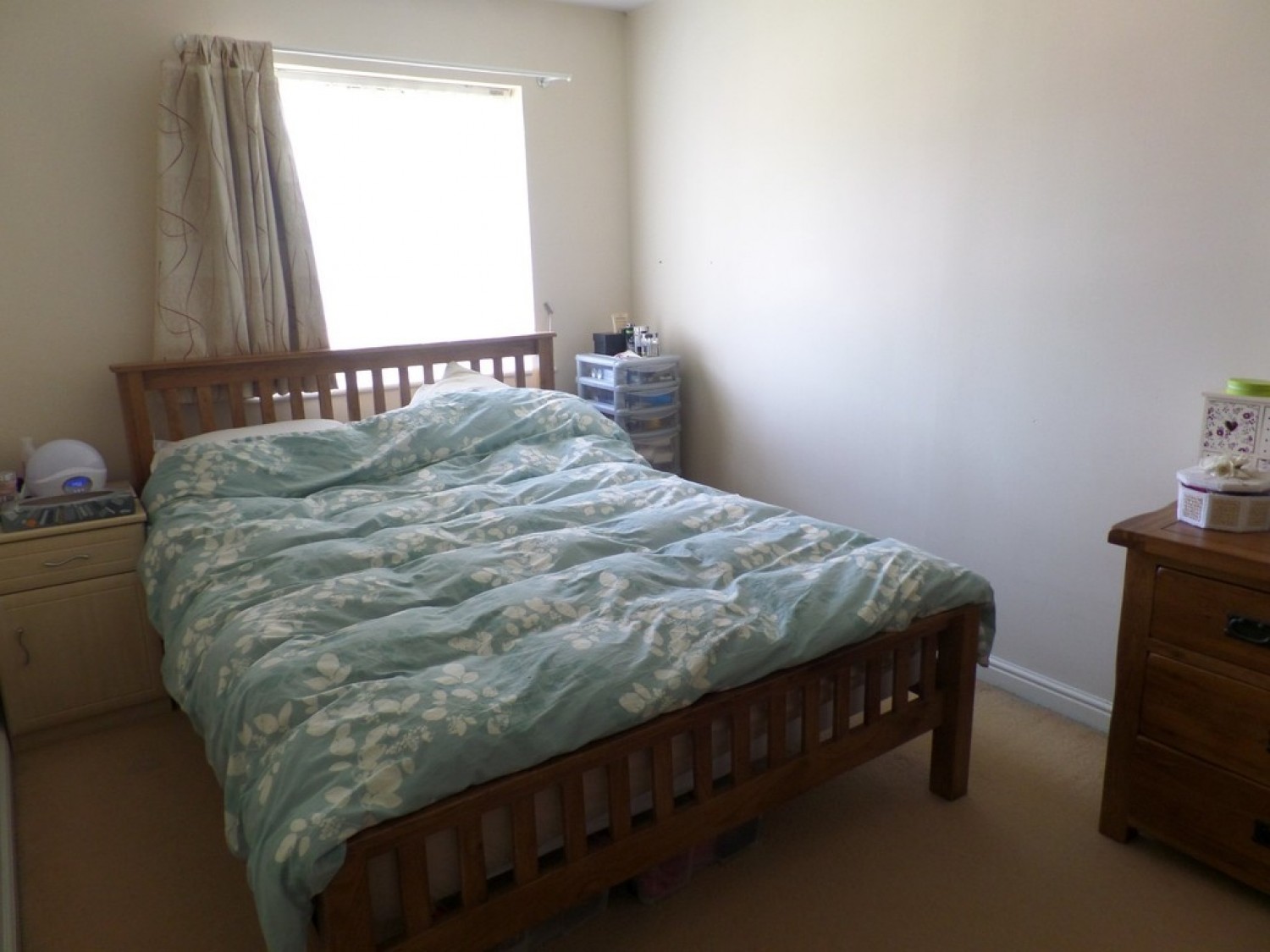 3 bedroom House for Letting Armstrong Drive, Bedford