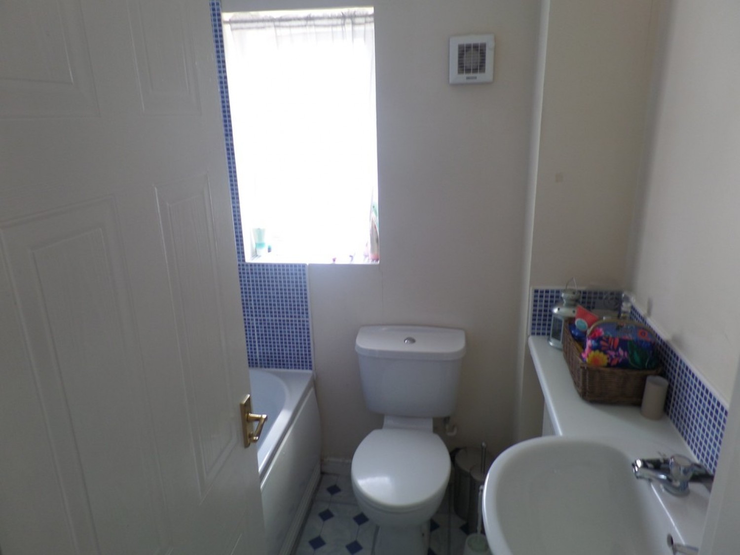 3 bedroom House for Letting Armstrong Drive, Bedford