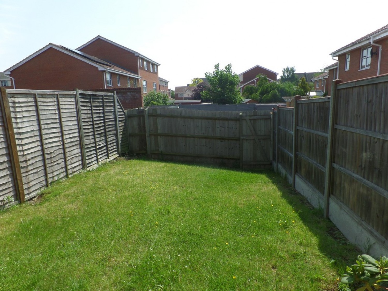 3 bedroom House for Letting Armstrong Drive, Bedford