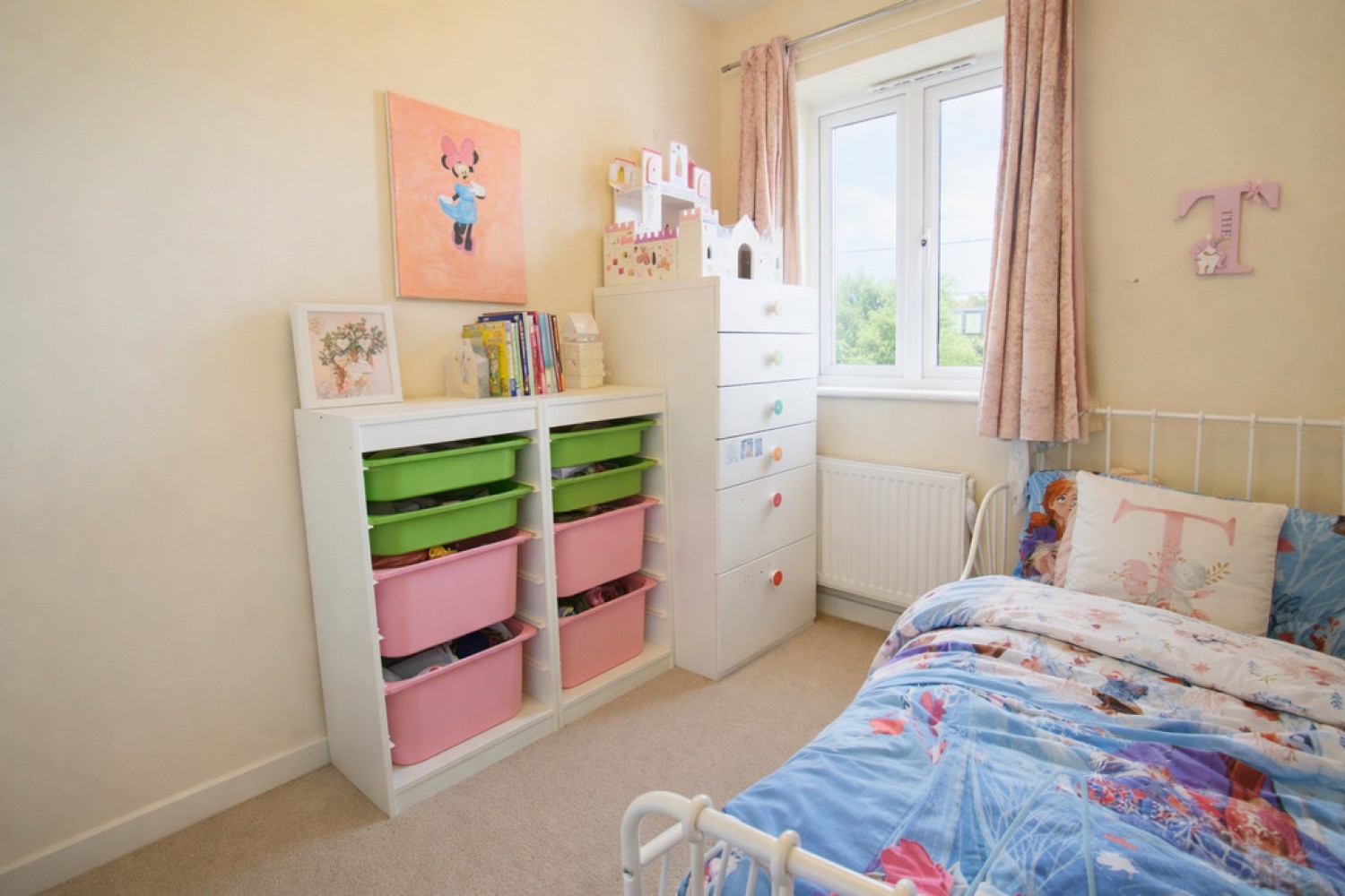 4 bedroom House in Ashmead Road, Brickhill, Bedford