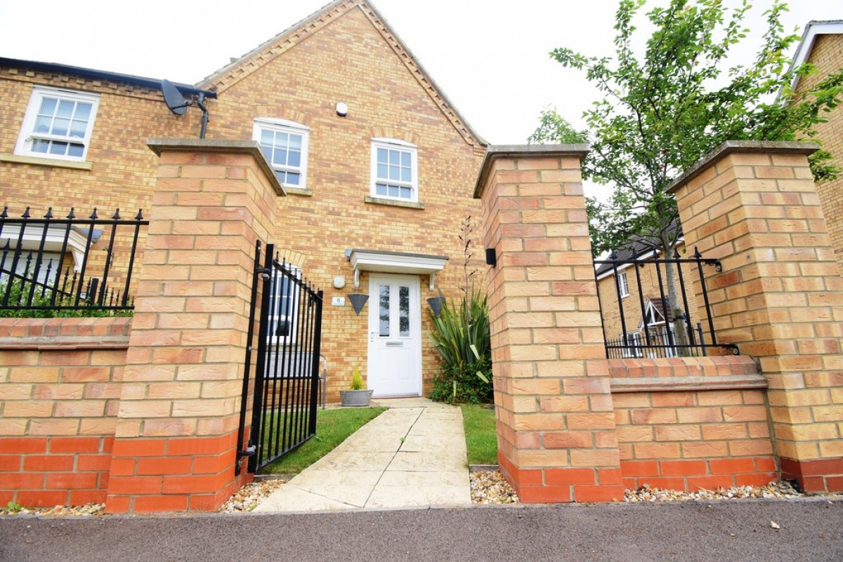 Joyce Close, Bedford, Bedfordshire