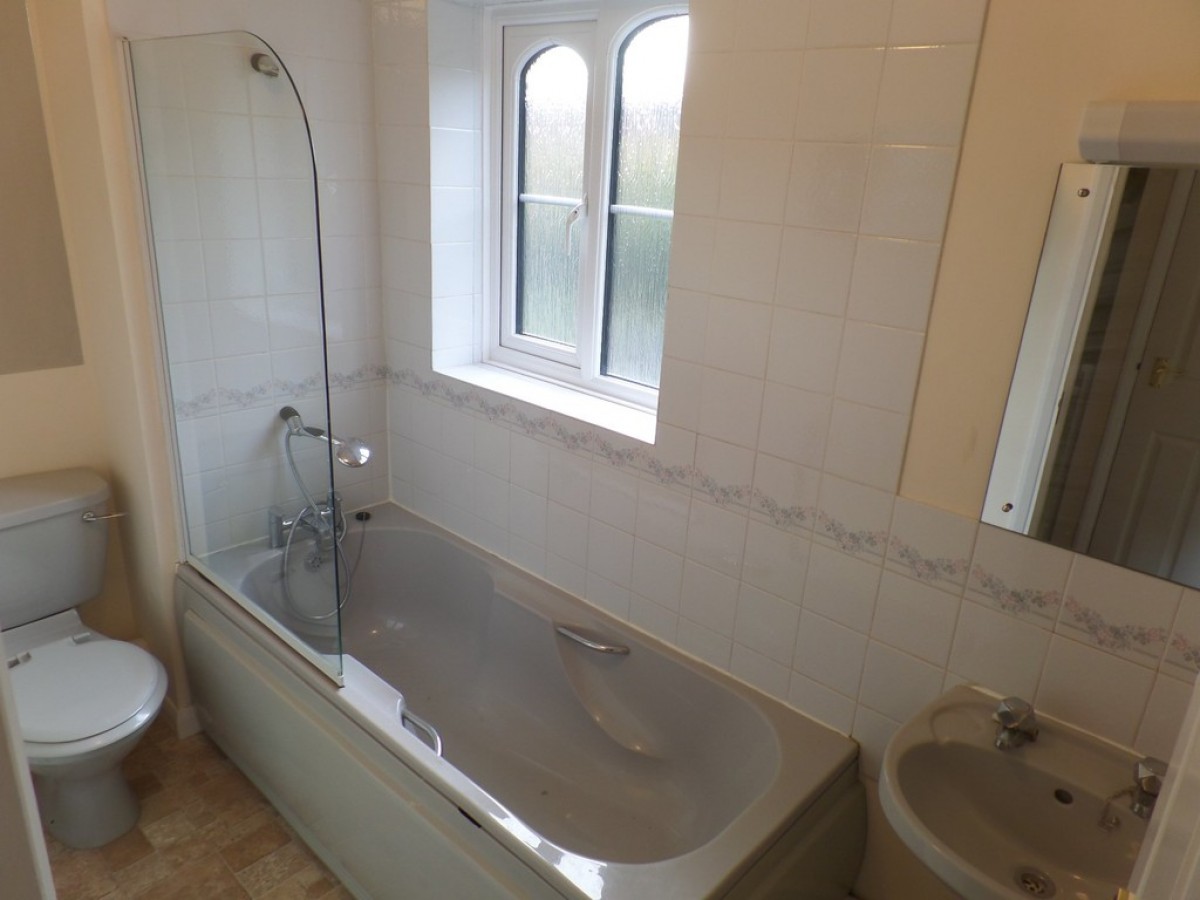 Battle Abbey, Riverfield Drive