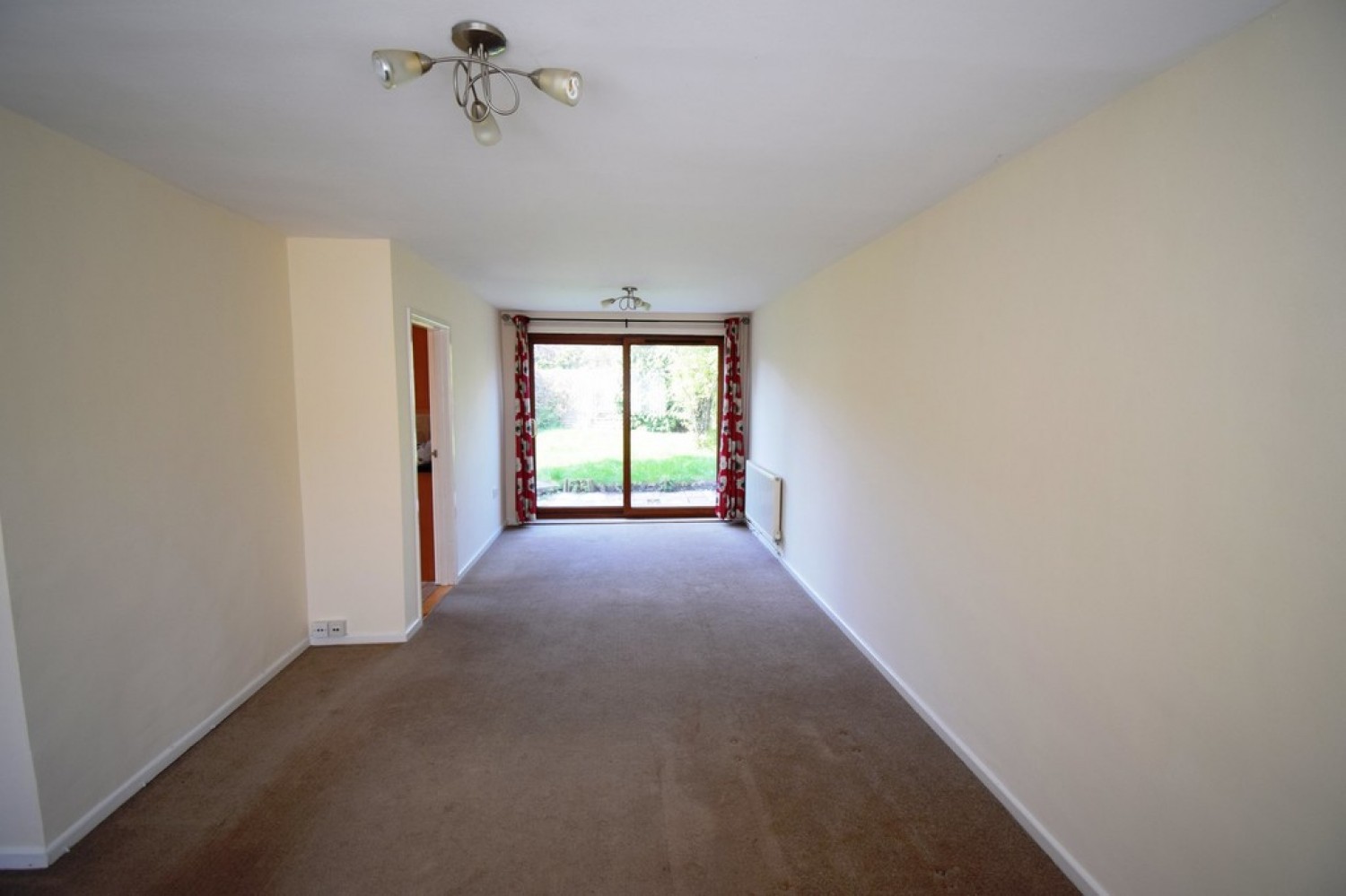 Nightingale Avenue, Bedford