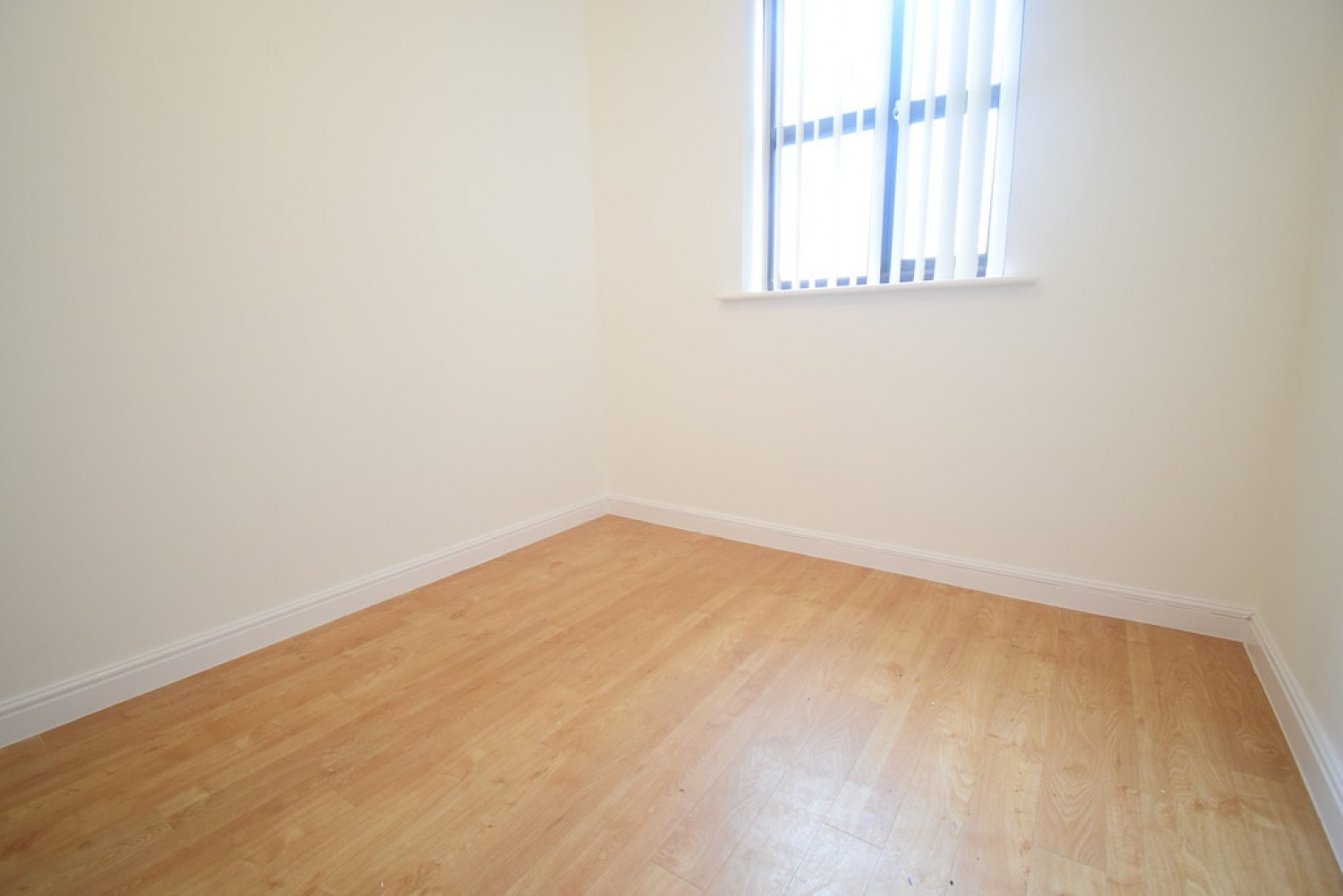 2 bedroom Flat for Letting Redwood Grove, Bedford