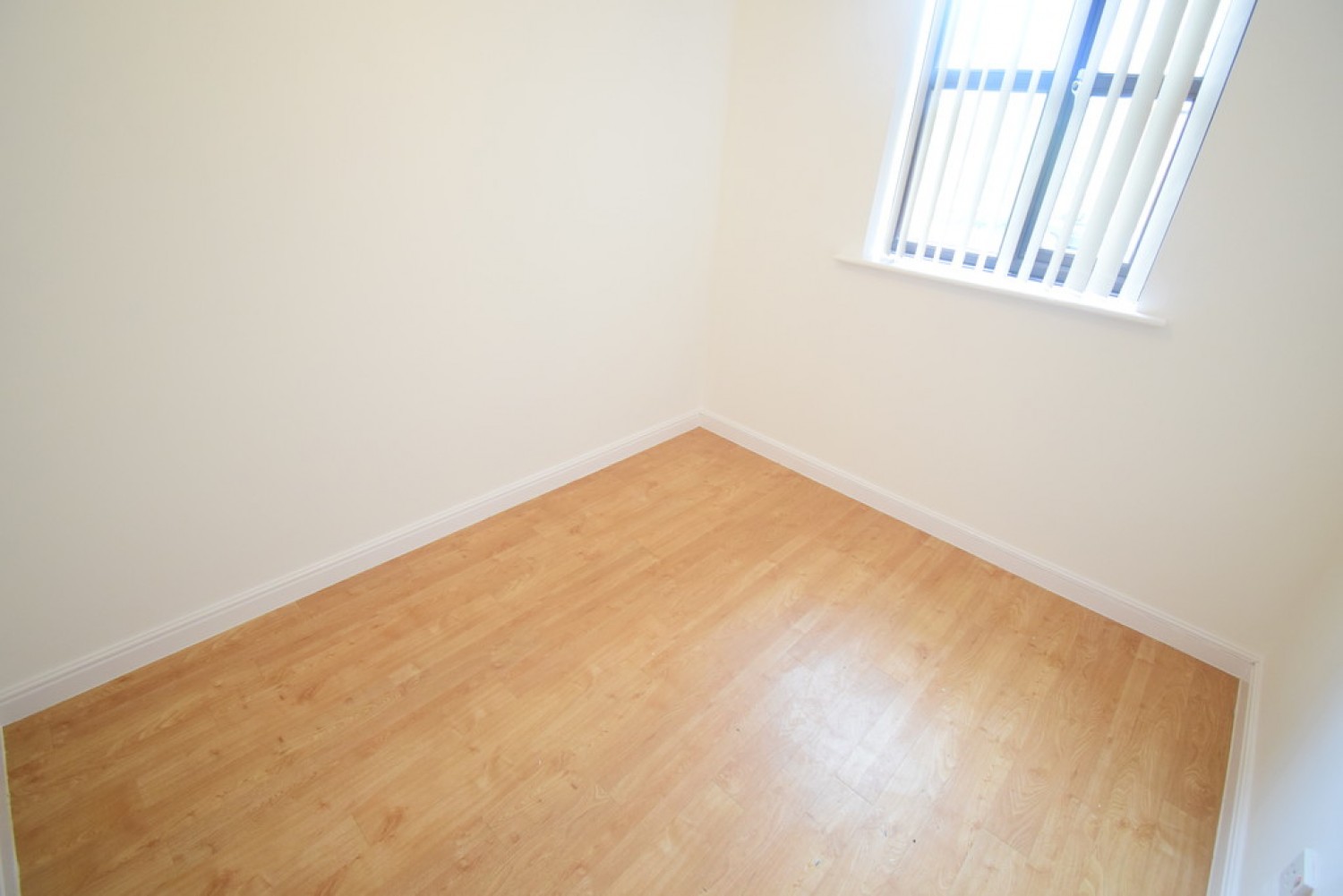 2 bedroom Flat for Letting Redwood Grove, Bedford