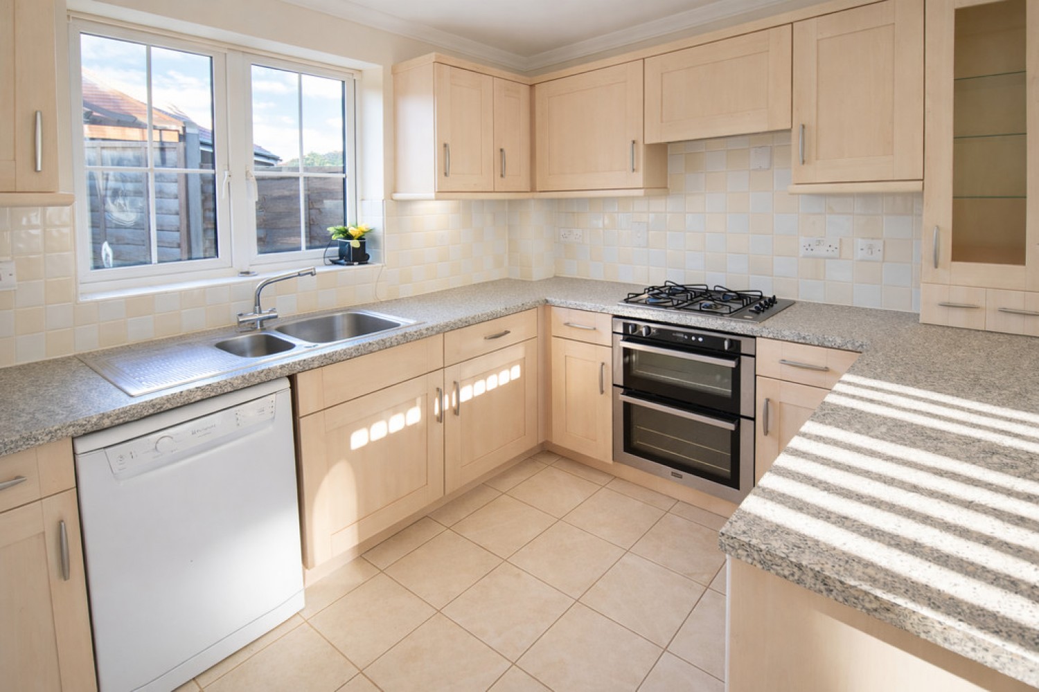 3 bedroom House for Letting The Glebe, Clapham, Bedford