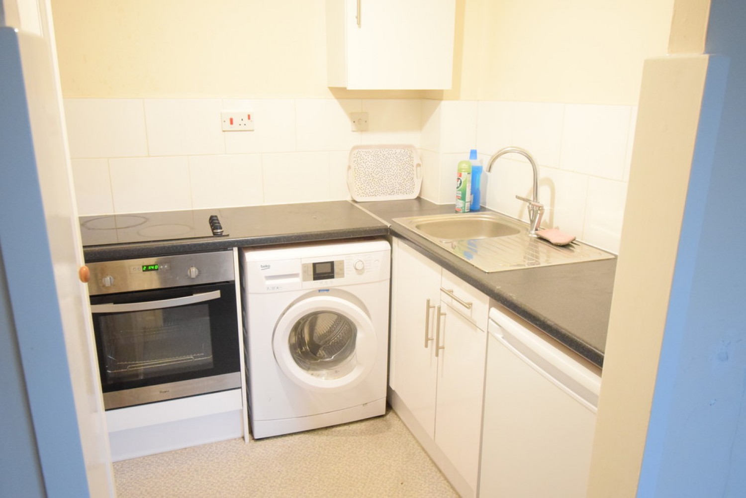 1 bedroom Flat for Letting Redwood Grove, Bedford