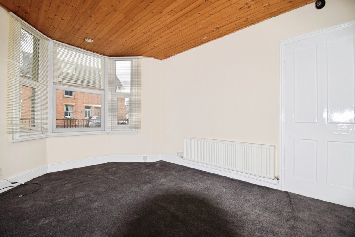 Newnham Avenue, Bedford