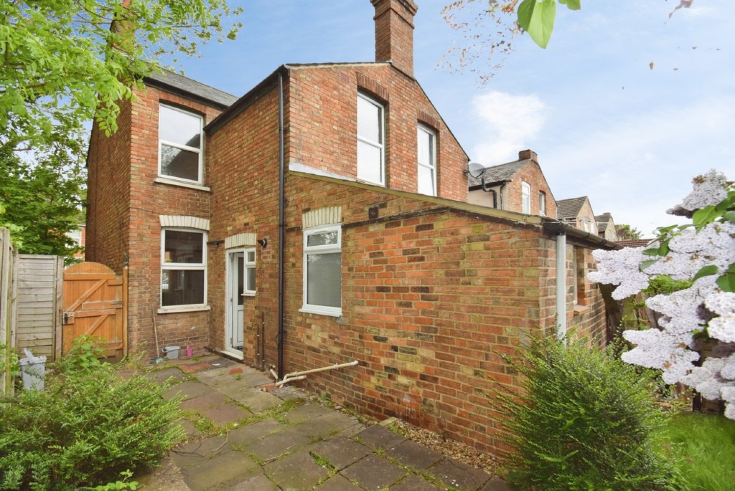 3 bedroom House for Letting Newnham Avenue, Bedford