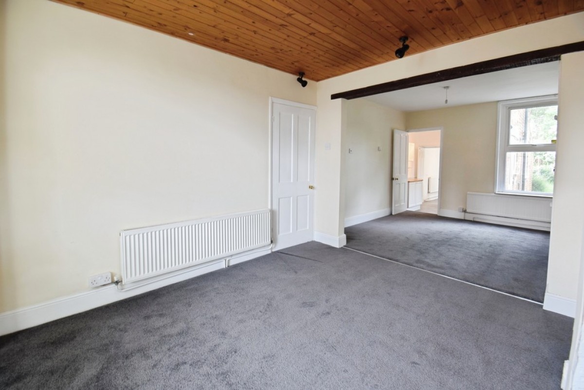 Newnham Avenue, Bedford