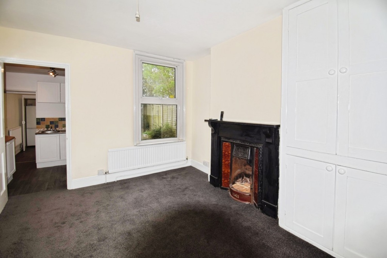 3 bedroom House for Letting Newnham Avenue, Bedford