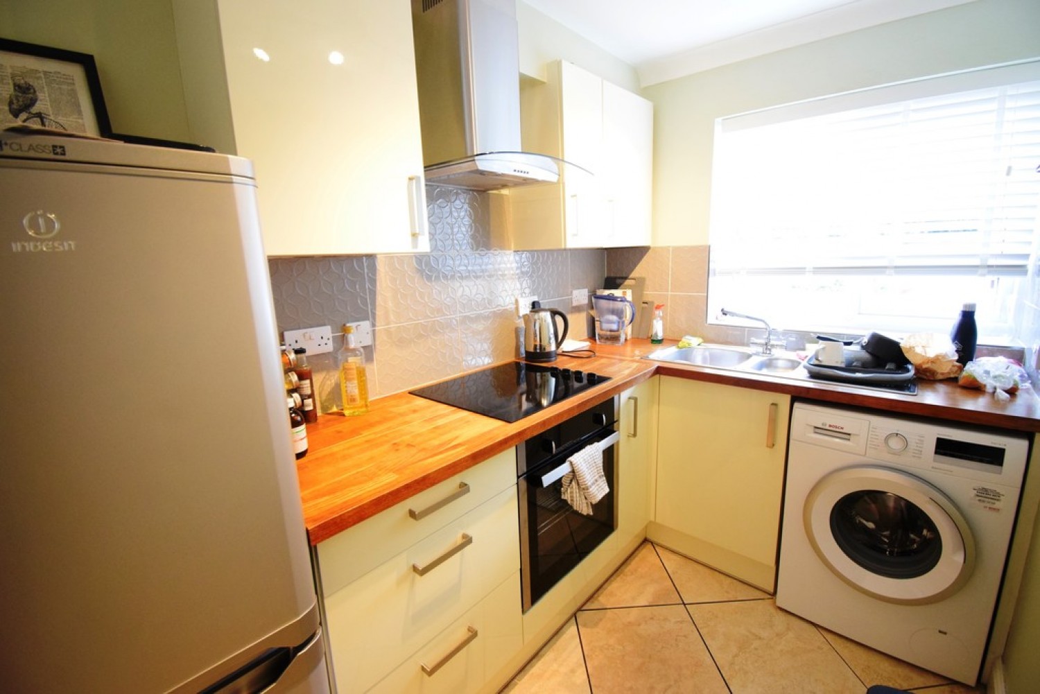 1 bedroom Flat for Letting Lincoln Court, Tennyson Road, Bedford