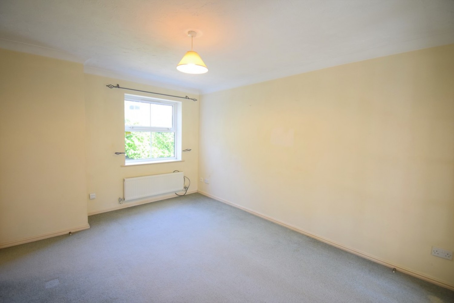 Wood Close, Biddenham, Bedford