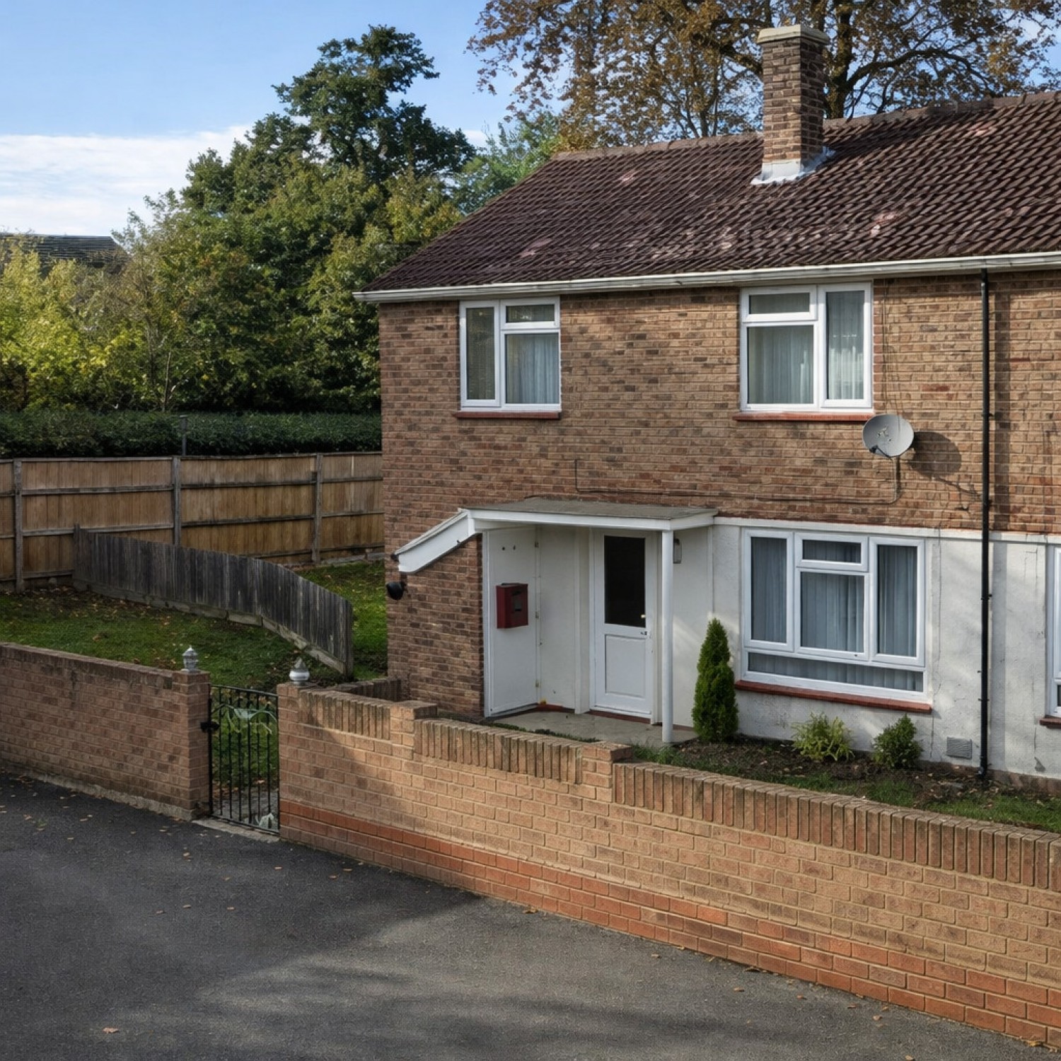 3 bedroom House for Letting Marlborough Park