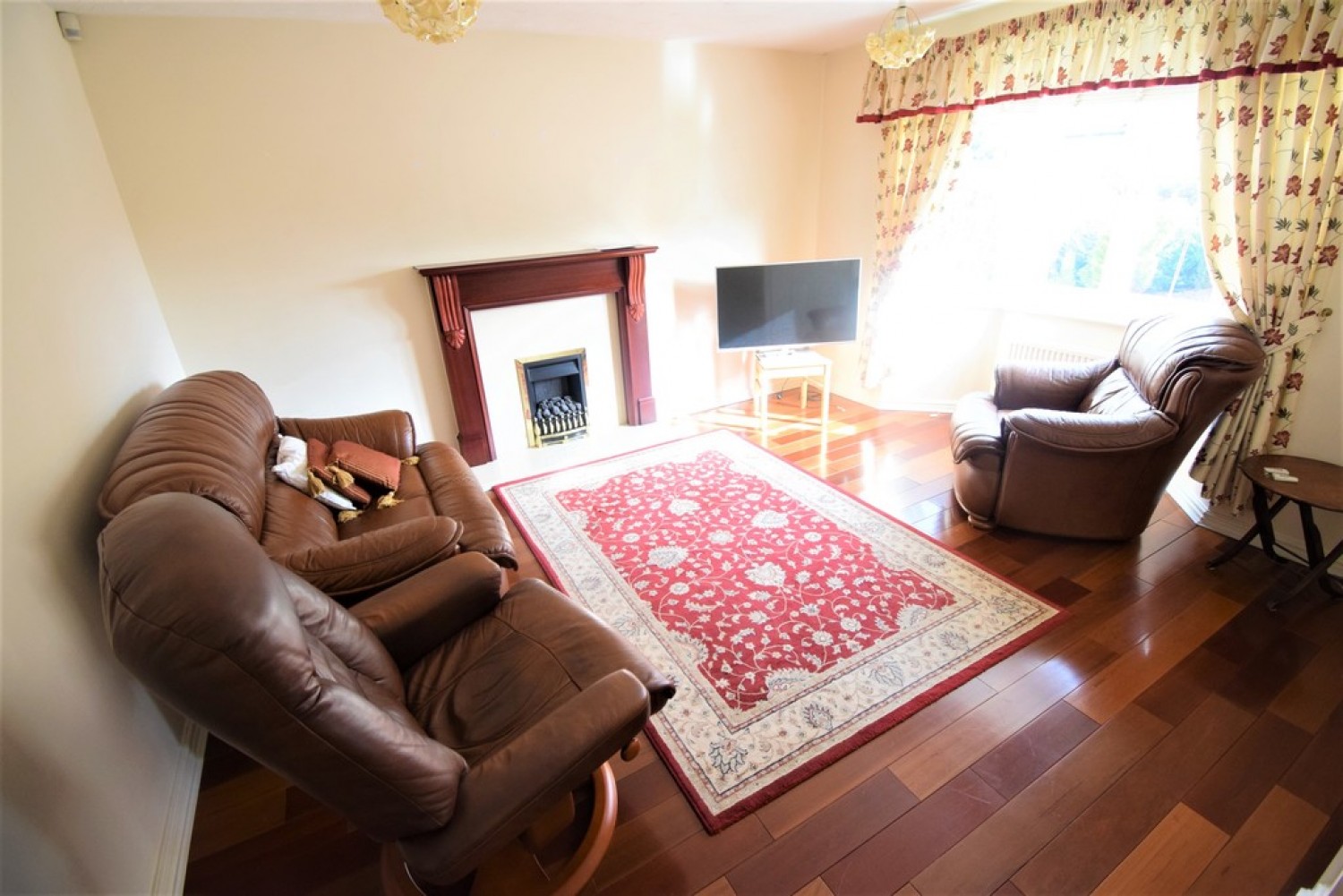 3 bedroom Bungalow for Letting Croyland Drive, Bedford