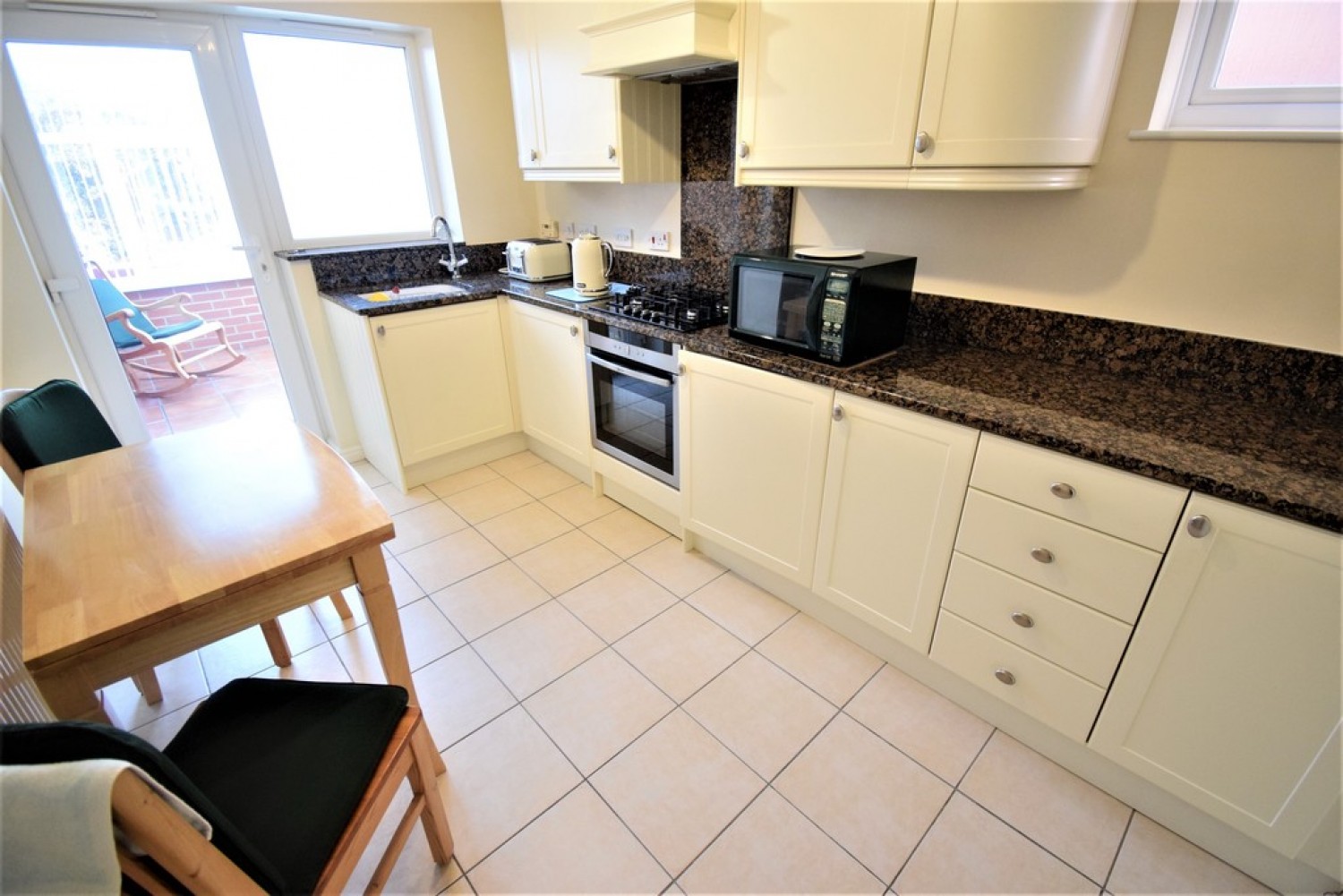 3 bedroom Bungalow for Letting Croyland Drive, Bedford