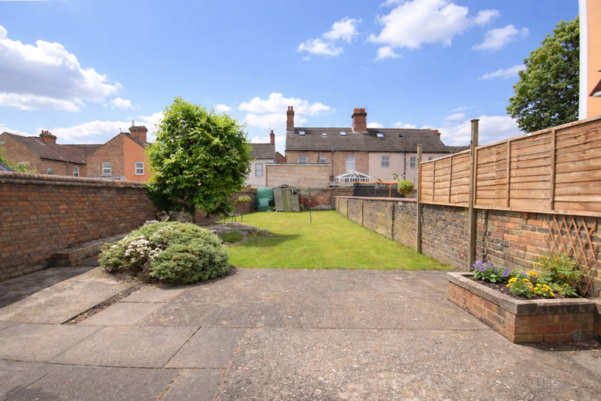 Woburn Road, Bedford